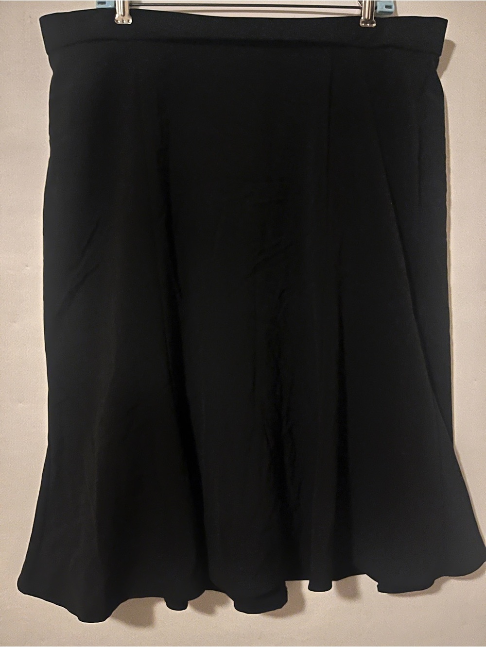 COURTENAY Women’s Black Ruffle Hem Skirt Size 16W Zip Back